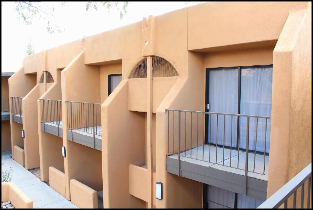 Hotel Ramada By Wyndham Tucson Airport Drexel Heights Zewnętrze zdjęcie