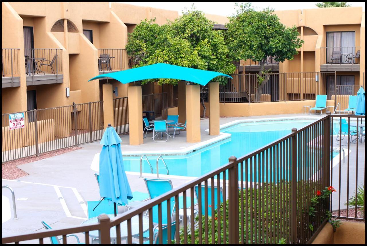 Hotel Ramada By Wyndham Tucson Airport Drexel Heights Zewnętrze zdjęcie