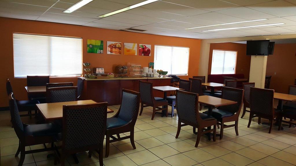 Hotel Ramada By Wyndham Tucson Airport Drexel Heights Zewnętrze zdjęcie